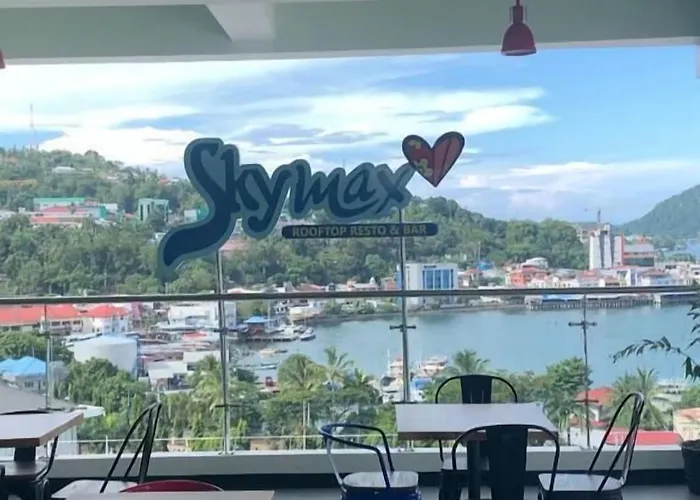Maxonehotels At Jayapura